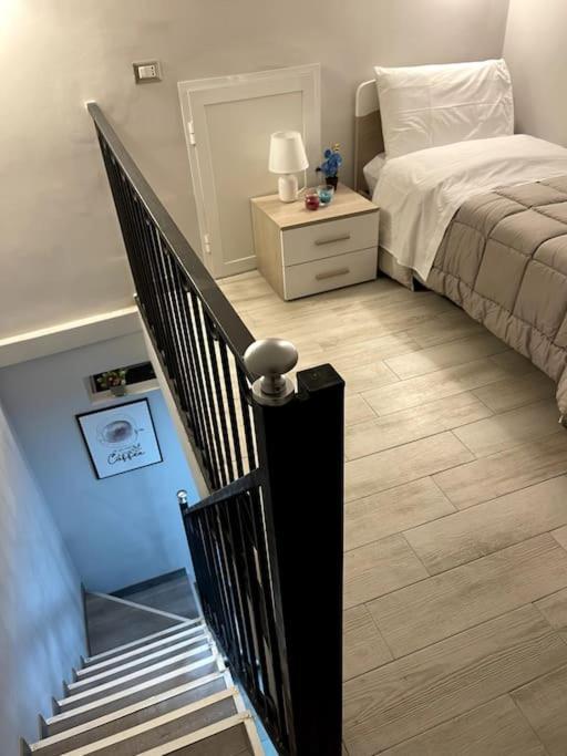 White House Spacca Napoli Bagian luar foto