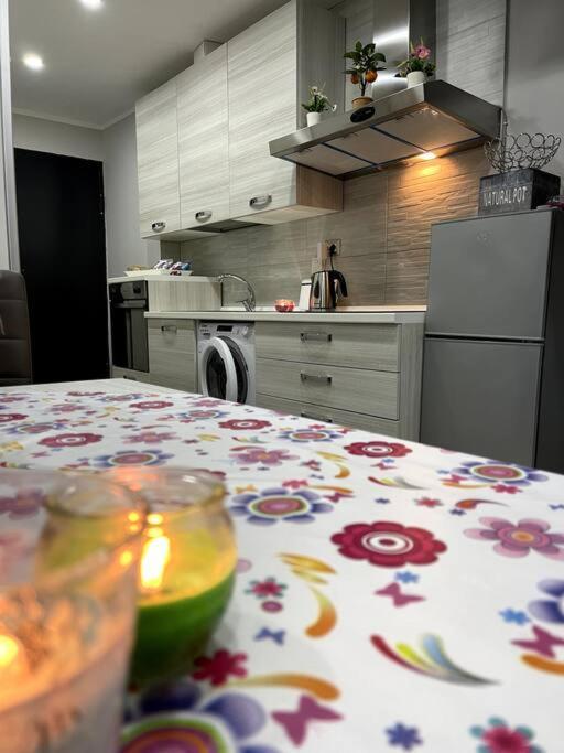 White House Spacca Napoli Bagian luar foto